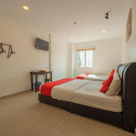 Mary J Hotel Family 10 Pax Room Кота Бару Екстериор снимка