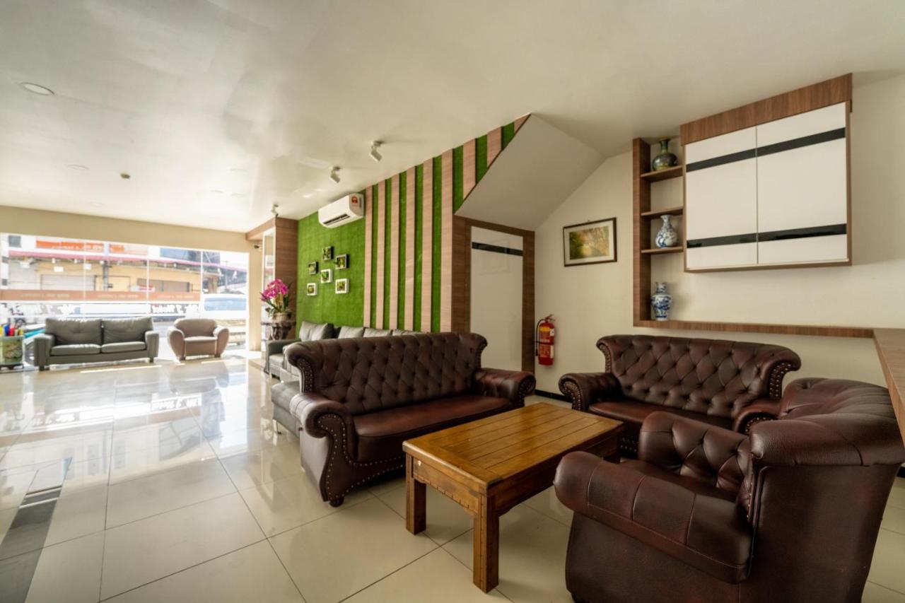 Mary J Hotel Family 10 Pax Room Кота Бару Екстериор снимка