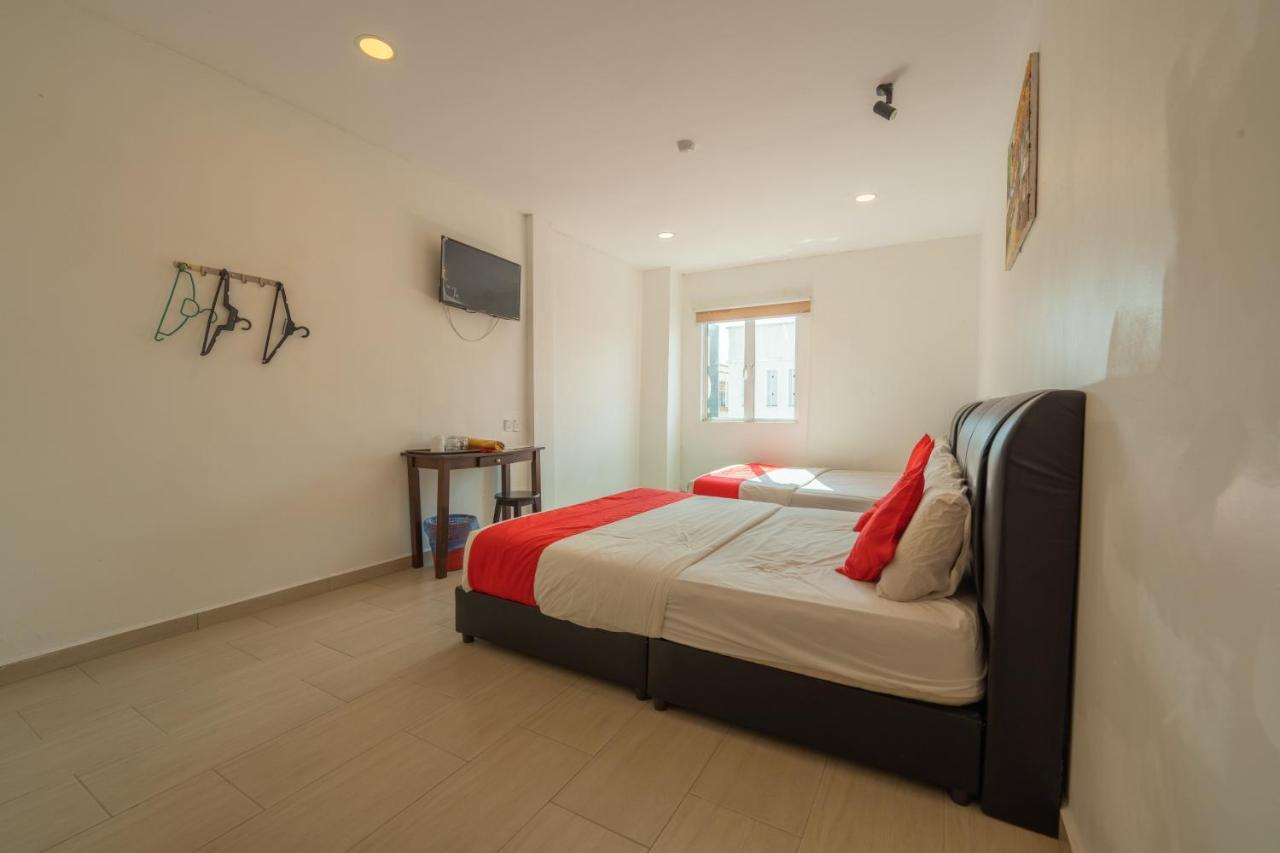 Mary J Hotel Family 10 Pax Room Кота Бару Екстериор снимка