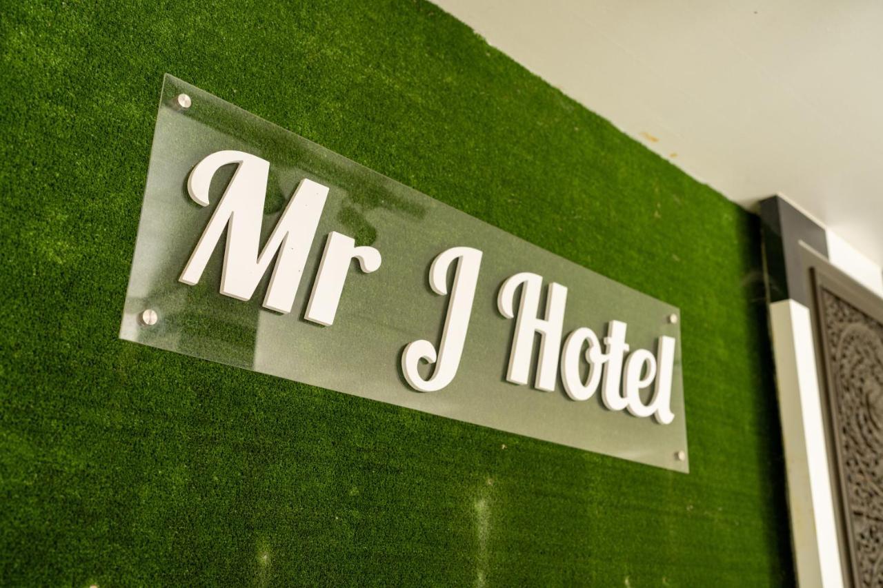 Mary J Hotel Family 10 Pax Room Кота Бару Екстериор снимка