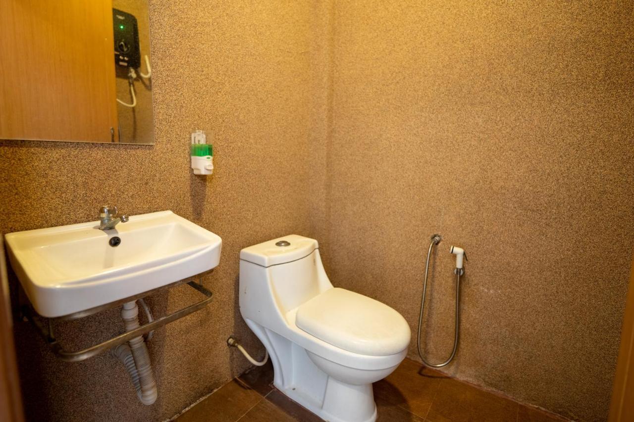 Mary J Hotel Family 10 Pax Room Кота Бару Екстериор снимка